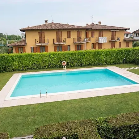 La Terrazza In Con Piscina