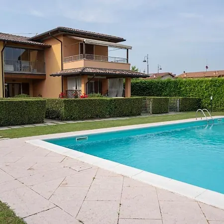 La Terrazza In Con Piscina * Raffa